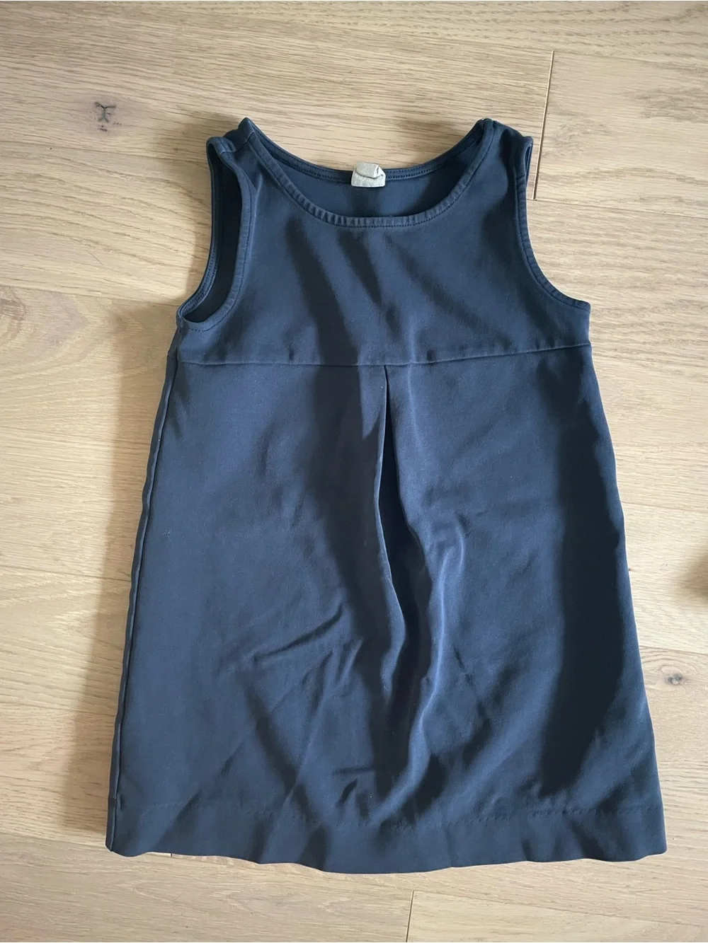GAP Navy Sleeveless Pleated Kids Dress - 6 pack. School Uniform Size 6/7